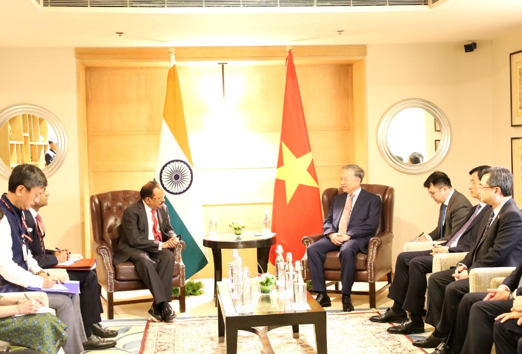 Tổng Bí thư, Chủ tịch nước Tô Lâm tiếp Cố vấn An ninh Quốc gia Ấn Độ Ajit Doval. Tổng Bí thư, Chủ tịch nước Tô Lâm tiếp Cố vấn An ninh Quốc gia Ấn Độ Ajit Doval.