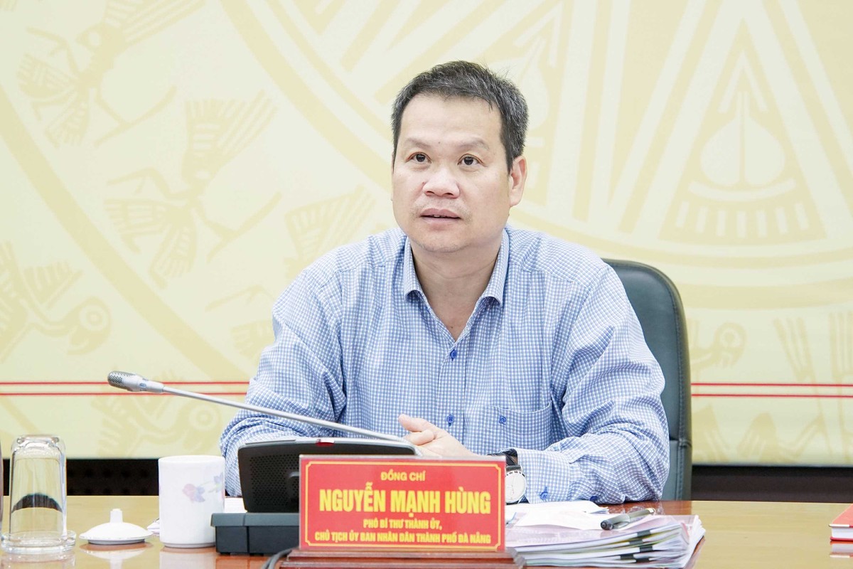 Chủ tịch UBND thành phố Đà Nẵng Nguyễn Mạnh Hùng phát biểu chỉ đạo tại buổi làm việc. Chủ tịch UBND thành phố Đà Nẵng Nguyễn Mạnh Hùng phát biểu chỉ đạo tại buổi làm việc.
