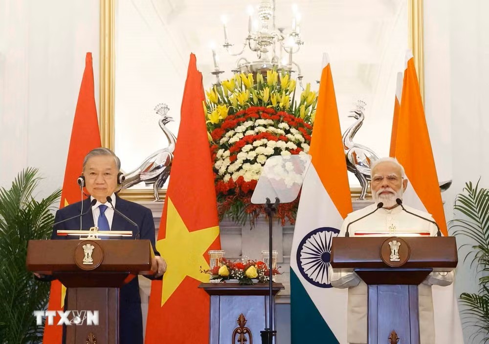 Tổng Bí thư, Chủ tịch nước Tô Lâm và Thủ tướng Ấn Độ Narendra Modi gặp gỡ báo chí. (Ảnh: Thống Nhất/TTXVN)