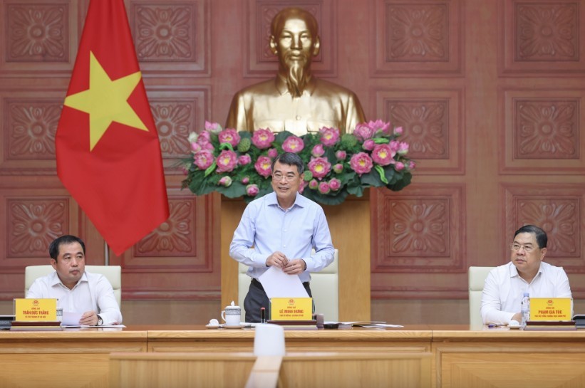 Thủ tướng yêu cầu Hà Nội ưu tiên làm điểm trước, phải đi tiên phong, khẩn trương rà soát toàn bộ quy hoạch sử dụng đất, quy hoạch đô thị và nông thôn và quỹ đất, quỹ nhà 99Kl.app cổng game giải trí công đang sử dụng kém hiệu quả để có phương án sắp xếp, phát triển mô hình nhà ở cho thuê - Ảnh: VGP