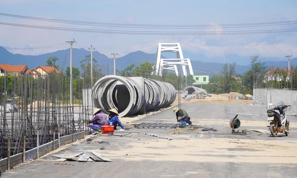 Dự án thành phần 2 - Cầu Nhật Lệ 3 và đường hai đầu cầu thuộc Dự án Đường ven biển và cầu Nhật Lệ 3.