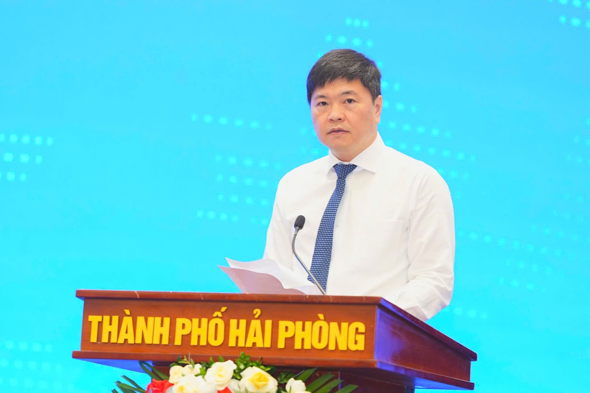 Ông Hoàng Minh Cường, Phó chủ tịch UBND TP. Hải Phòng phát biểu khai mạc Hội thảo.