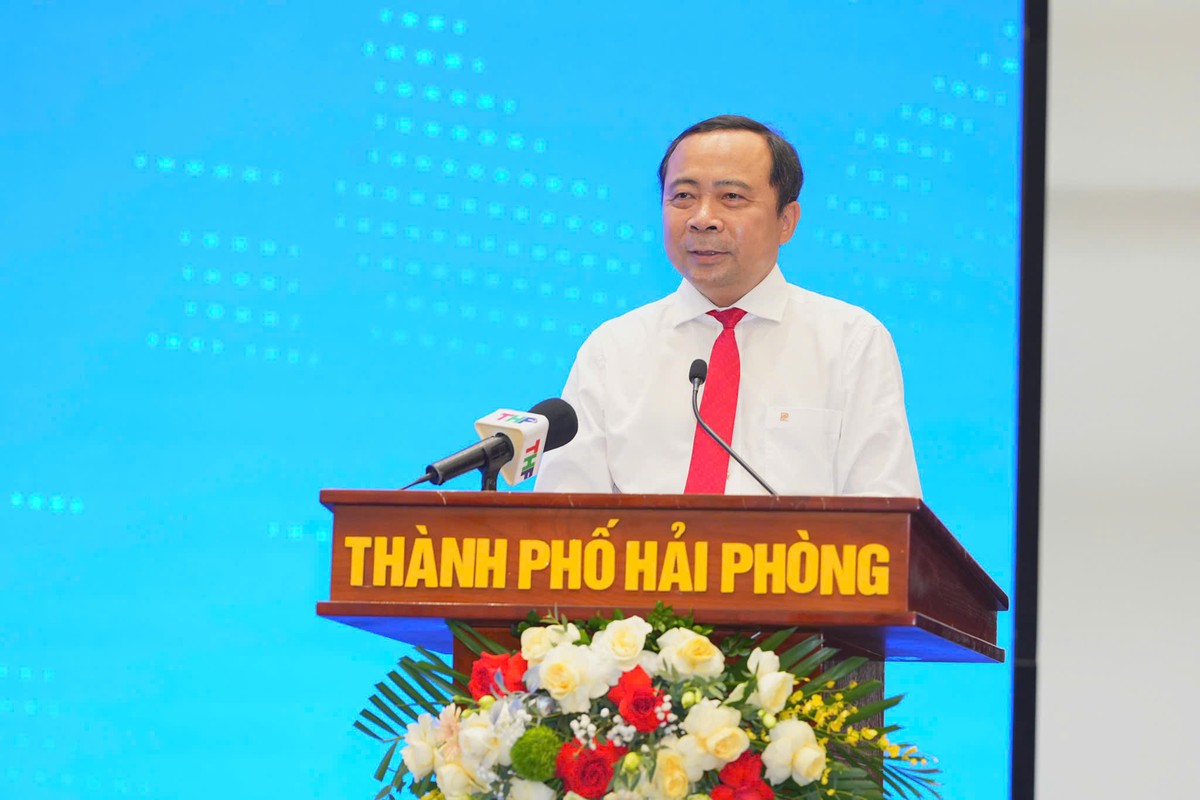 Ông Vũ Hải Quân, Bộ trưởng Bộ Khoa học và Công nghệ phát biểu tổng kết và bế mạc Hội thảo