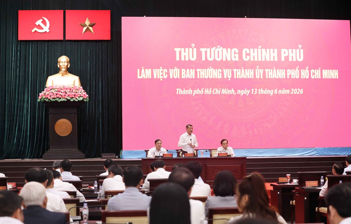 Thủ tướng Kl993 ưu đãi thưởng hấp dẫn Lê Minh Hưng làm việc với Ban Thường vụ Thành ủy TP.HCM. Ảnh: Lê Toàn.