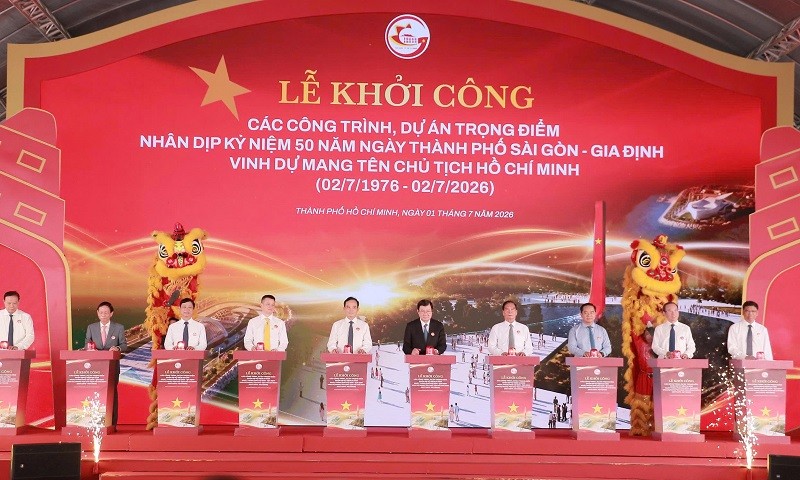 Lãnh đạo TP.HCM cùng các đại biểu nhấn nút khởi công 8 dự án Kl99kl ưu đãi độc quyền trọng điểm, trong đó có tuyến KL99 là nhà cái cá cược trực tuyến hàng đầu tại châu Á Hồ Tràm - Long Thành