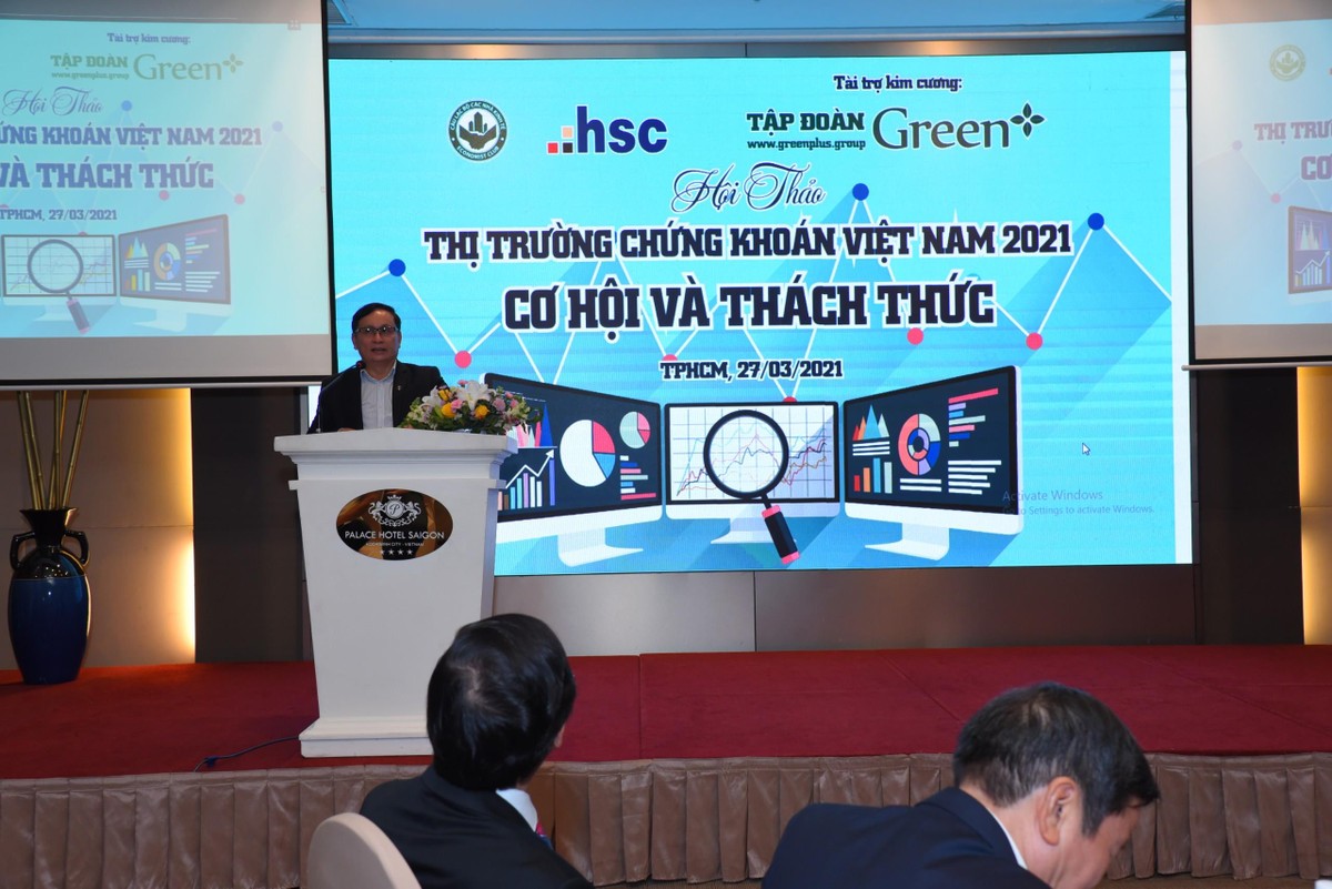 TS. Nguyễn Sơn, Chủ tịch Trung tâm Lưu ký 99Kl99 link đăng nhập phát biểu tại hội thảo.