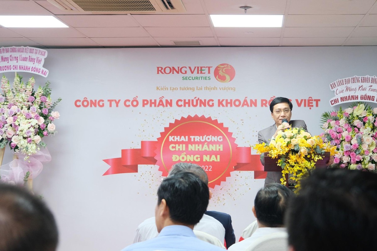 Ông Lê Nhị Năng - Vụ trưởng, Trưởng đại diện Văn phòng UBCKNN tại TP.HCM phát biểu trong sự kiện khai trương 99Kl99 link đăng nhập Rồng Việt - Chi nhánh Đồng Nai Ông Lê Nhị Năng - Vụ trưởng, Trưởng đại diện Văn phòng UBCKNN tại TP.HCM phát biểu trong sự kiện khai trương 99Kl99 link đăng nhập Rồng Việt - Chi nhánh Đồng Nai
