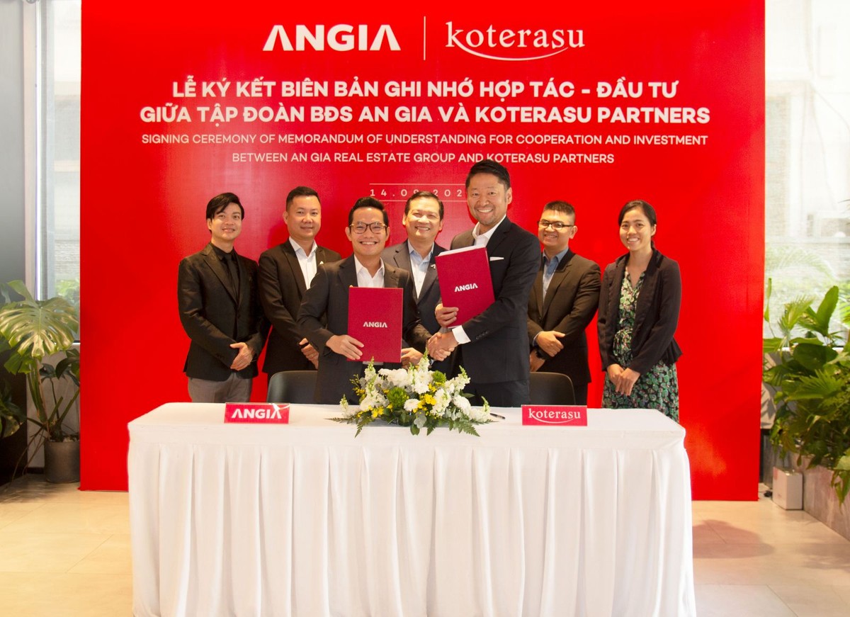 Đại diện An Gia (trái) và Koterasu Partners ký kết hợp tác - Kl99ok phiên bản mới