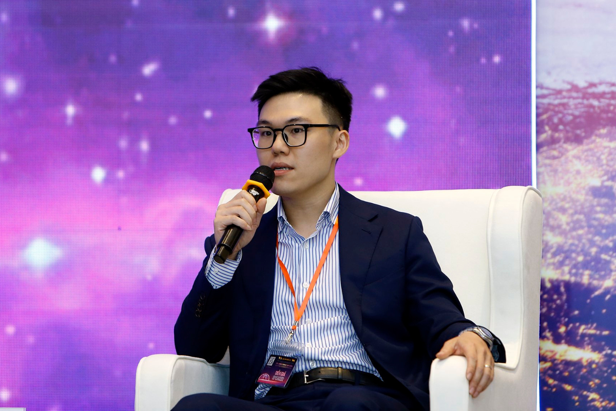 Ông Đỗ Thanh Tùng – Phó giám đốc Phân tích Rồng Việt tham gia phiên thảo luận