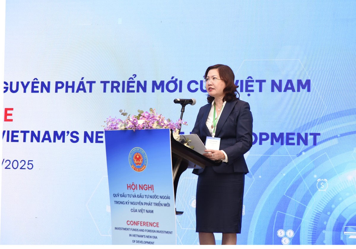 Bà Vũ Thị Chân Phương, Chủ tịch UBCKNN
