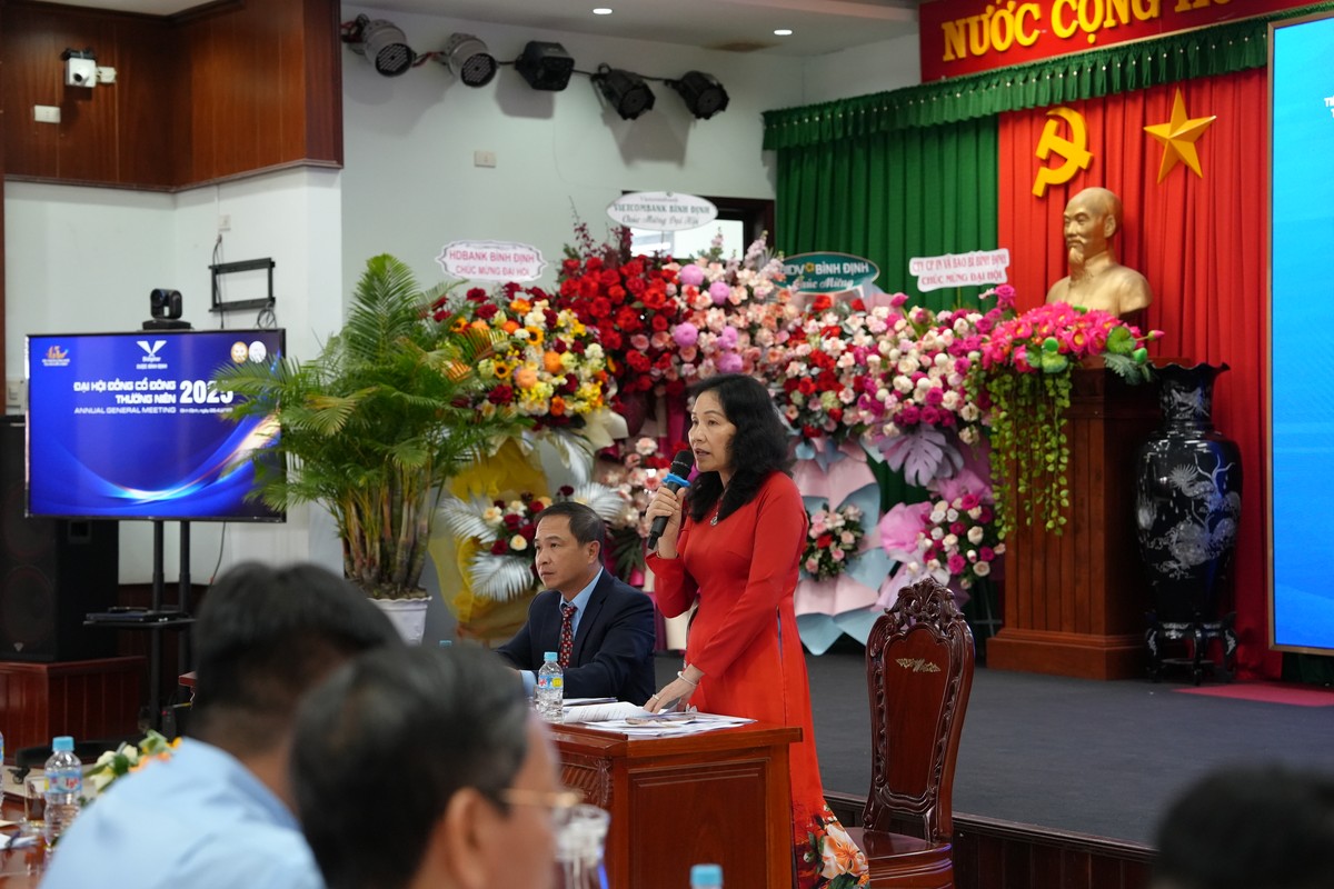 Bà Phạm Thị Thanh Hương, Tổng giám đốc, trả lời các câu hỏi của Trang Chủ KL99Com Số 1 Link Đăng Ký KL999