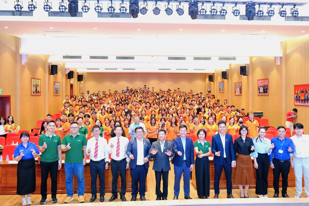 Chuỗi workshop về Kl991.com nạp rút nhanh cá nhân và ứng dụng công nghệ trong Kl99ok phiên bản mới nhận được sự quan tâm nồng nhiệt của Quý Thầy/Cô và sinh viên các trường đại học