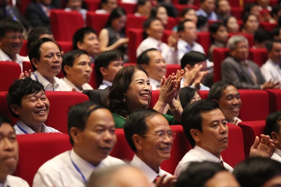 Thủ tướng Nguyễn Xuân Phúc: Buôn bán thịnh suy có quan hệ với quốc dân thịnh suy ảnh 2