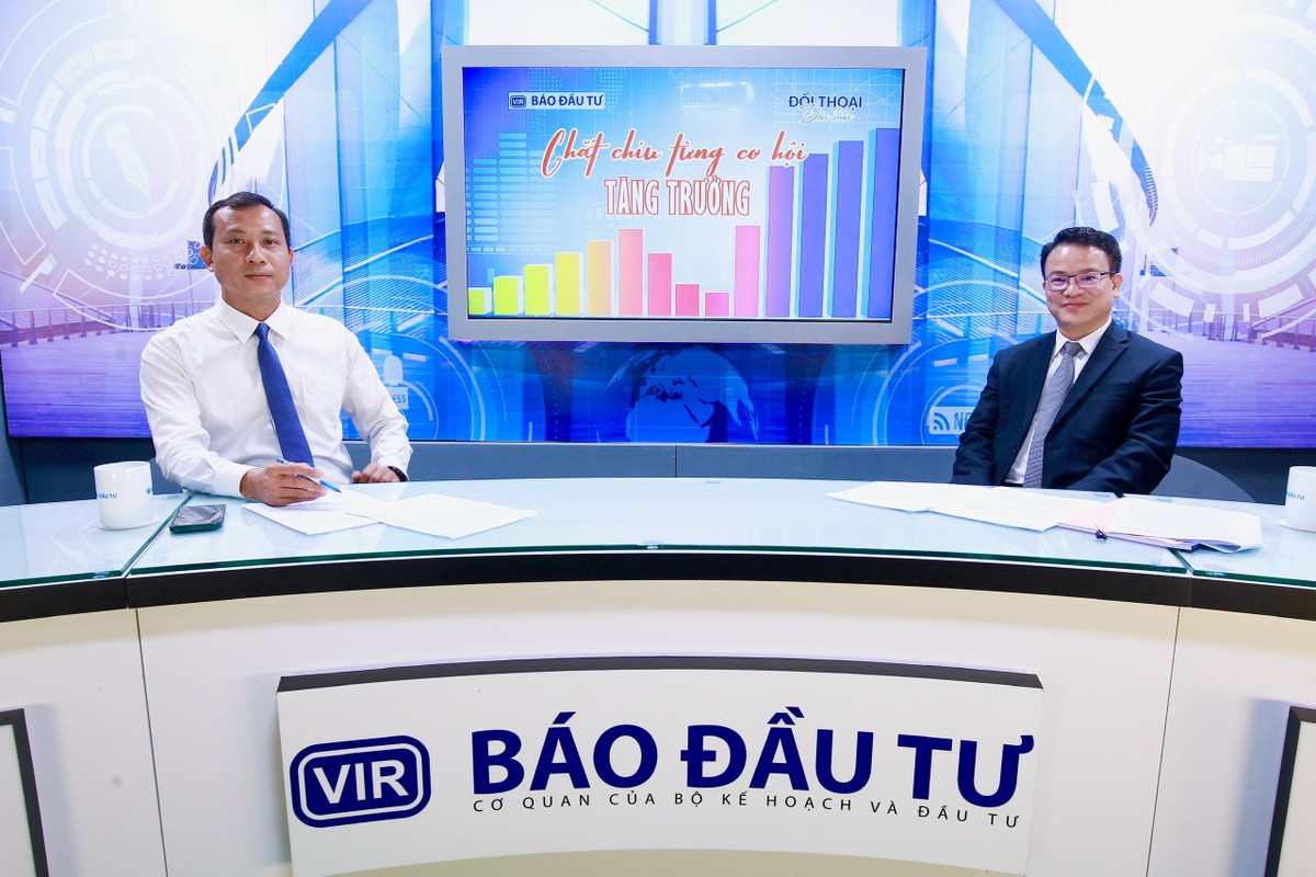 Talkshow Đối thoại đầu tuần với chủ đề Chắt chiu từng cơ hội tăng trưởng do Báo Kl99ok phiên bản mới thực hiện ngày 24/7 (Ảnh: Chí Cường).