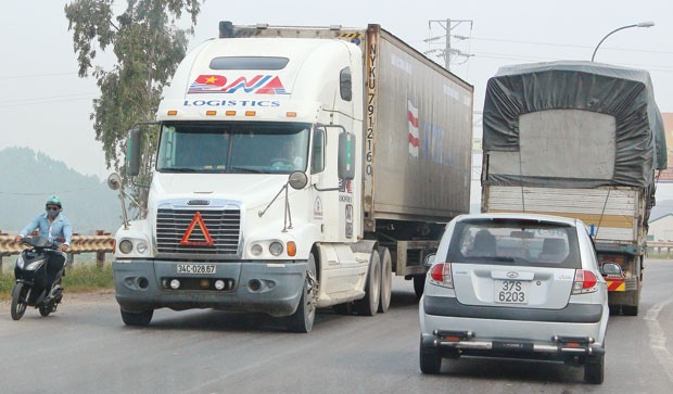 “Tăng thu, giảm chi”, bài toán khó giải ảnh 1