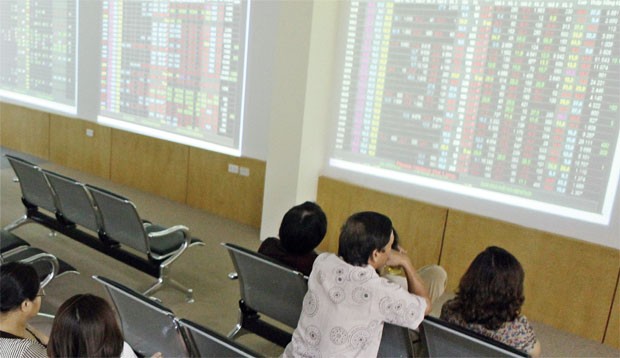 Nhiều ông chủ đang ngầm bán CTCK ảnh 1