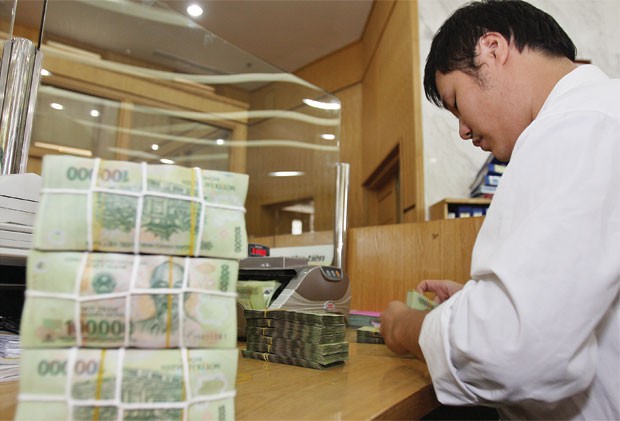 Nói về nợ xấu, đừng kể những chuyện khó tin ảnh 1