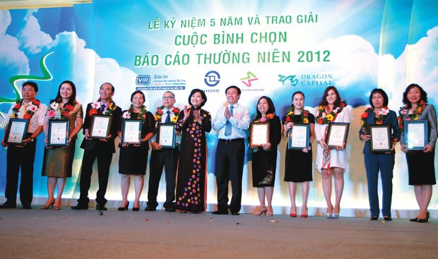 Bình chọn báo cáo thường niên: Hướng đến giải thưởng quốc gia ảnh 9