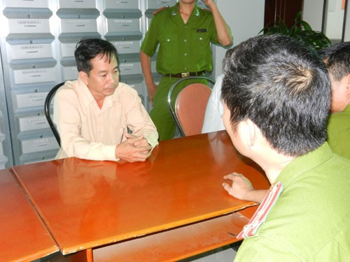 Bắt giám đốc công ty không trả tiền vay bình ổn giá ảnh 1
