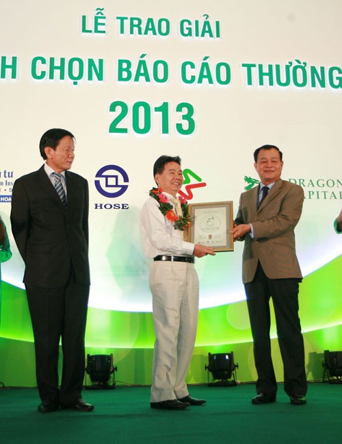 Những khoảnh khắc đẹp tại Lễ trao giải BCTN tốt nhất 2013 ảnh 16