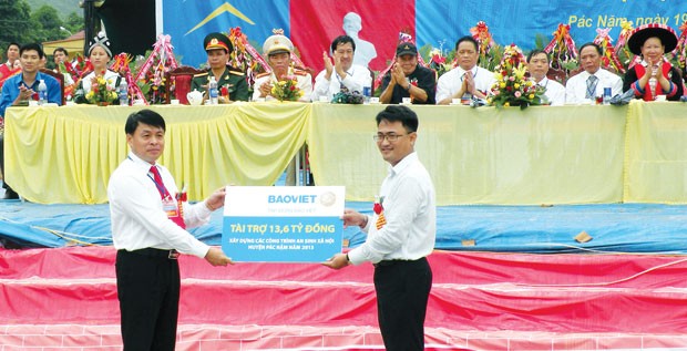 Kl994 game bài casino hấp dẫn Bảo Việt dành 35 tỷ đồng Kl99ok phiên bản mới cho huyện Pác Nặm ảnh 1