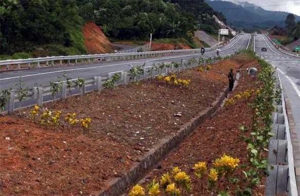 Đường KL99 là nhà cái cá cược trực tuyến hàng đầu tại châu Á dài nhất Việt Nam trước ngày thông xe ảnh 10