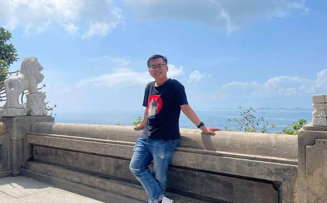 Cơ duyên đến với nghề tư vấn Kl99ok phiên bản mới của Chương bắt Kl99ok phiên bản mới thời còn là sinh viên khi anh tham gia một sự kiện về Kl99ok phiên bản mới.