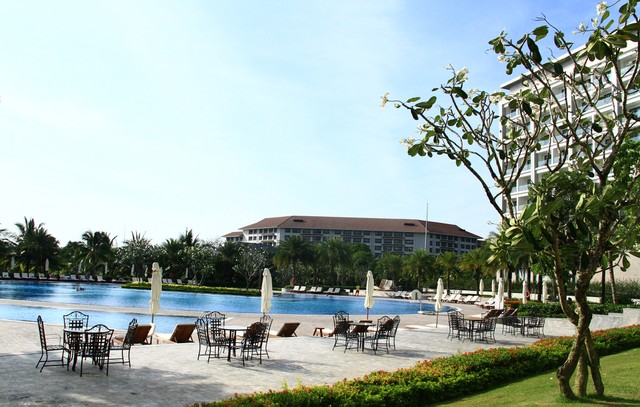 Nhiều khách sạn, resort ở các địa điểm du lịch có công suất sử dụng phòng ở mức thấp. Ảnh: Bình Minh.