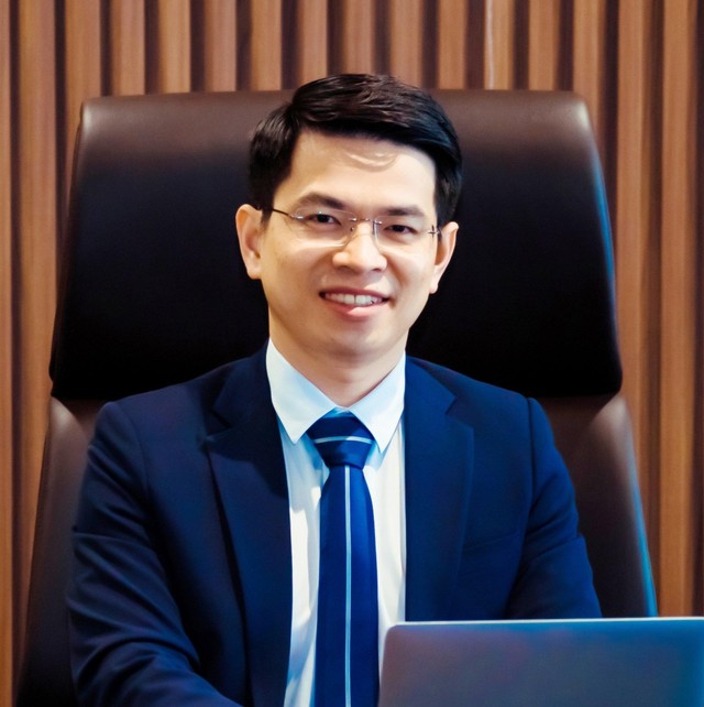 Ông Trần Ngọc Minh