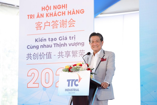 Ông Đặng Văn Thành - Chủ tịch Kl994 game bài casino hấp dẫn TTC phát biểu tại sự kiện, đồng thời chia sẻ kinh nghiệm quản trị và điều hành Kl991.com World Cup 2026 Chính Thức.