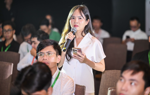 Nhà Kl99ok phiên bản mới đặt câu hỏi tại roadshow IPO VPBankS
