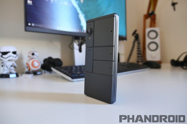 Cận cảnh nguyên mẫu thực tế của “smartphone xếp hình” đã bị Google bỏ rơi ảnh 4