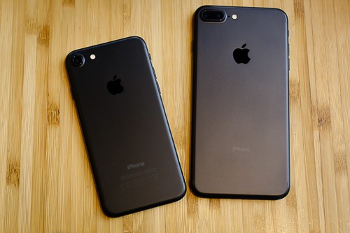 Gần Tết, iPhone xách tay đua giảm giá ảnh 1