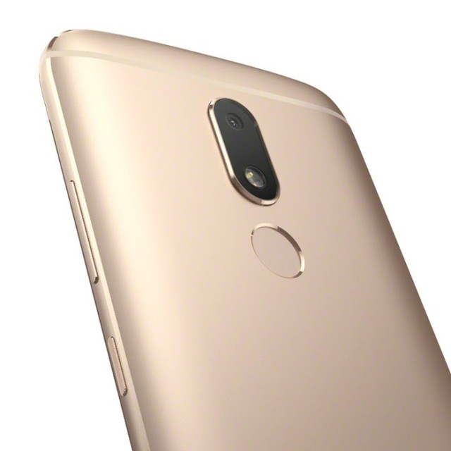 5 smartphone đáng chú ý bán ra trong tháng 4 ảnh 4