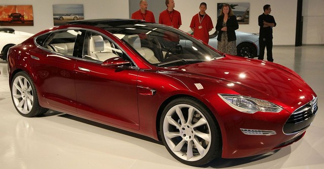 Tesla vượt GM thành hãng xe giá trị nhất nước Mỹ ảnh 1