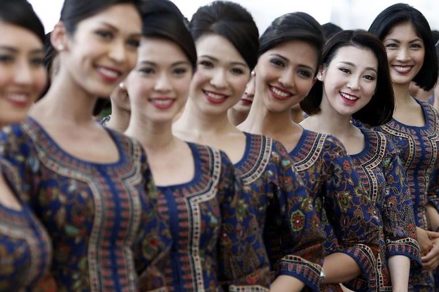 Top 5 hãng hàng không có tiếp viên ưa nhìn nhất ảnh 1