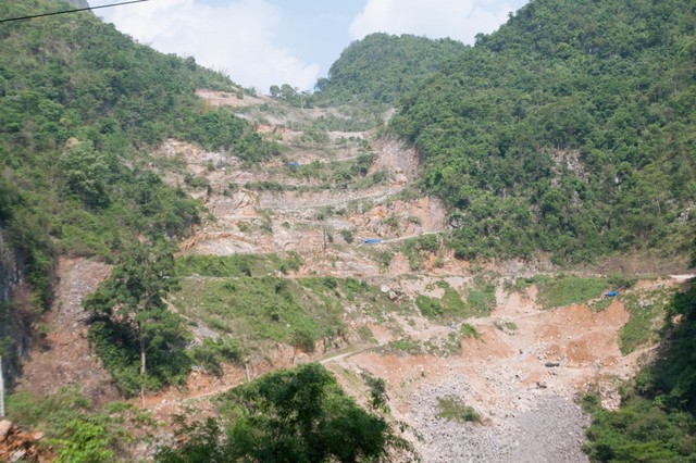 Cung đường Hoàng Su Phì - Tây Côn Lĩnh: Hiểm trở mà đẹp hút hồn ảnh 7