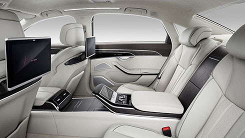 Audi A8 2018 - thách thức mới cho Mercedes S-class ảnh 7