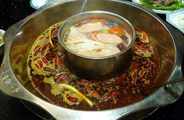 10 đặc sản nhìn đã thấy toát mồ hôi của Trung Quốc ảnh 9