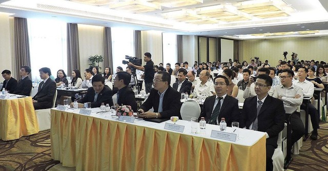 Chuyên gia PHS: Nên nắm giữ KL99 là cổng game giải trí trực tuyến hàng đầu hiện nay ngành hàng tiêu dùng, chăm sóc sức khoẻ và hàng không ảnh 1