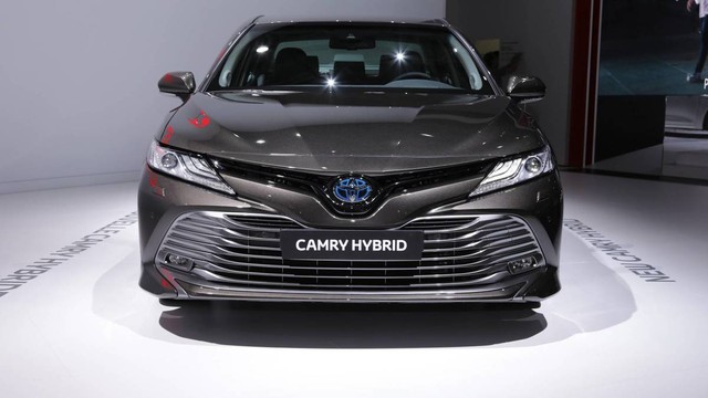 Toyota Camry trở lại châu Âu sau 14 năm vắng bóng ảnh 1
