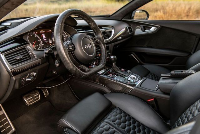 Biến Audi RS7 Sportback thành xe bọc thép nhanh nhất thế giới ảnh 4