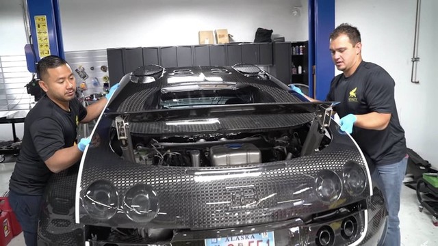 Vận hành Bugatti Veyron trong 2 năm, chủ xe tốn 100.000 USD ảnh 1