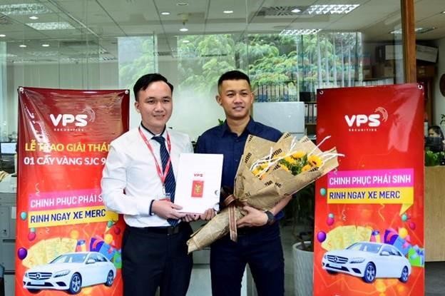 Trần Lâm – Một nhà Kl99ok phiên bản mới 9X đã đạt giải nhất tháng trị giá 1 cây vàng SJC 9999 khi mới gia nhập thị trường 99Kl99 link đăng nhập Kl99com thể thao, casino, nổ hũ, bắn cá chưa lâu.