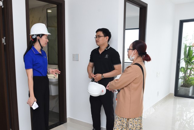 Đại bộ phận gia đình trẻ hiện khó tiếp cận nhà ở.