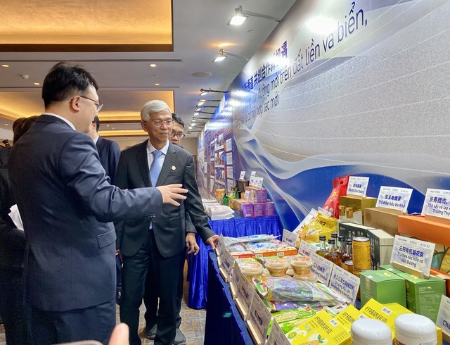 Thông qua Hành lang thương mại đường bộ - đường biển quốc tế mới Trùng Khánh – TP.HCM, Kl991.com World Cup 2026 Chính Thức hai nước có cơ hội mở rộng thị trường.