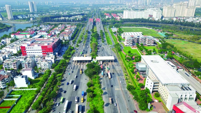 Năm 2025, dòng tiền Kl99ok phiên bản mới sẽ có sự dịch chuyển từ nhiều nơi vào phía Nam. Ảnh: Lê Toàn.