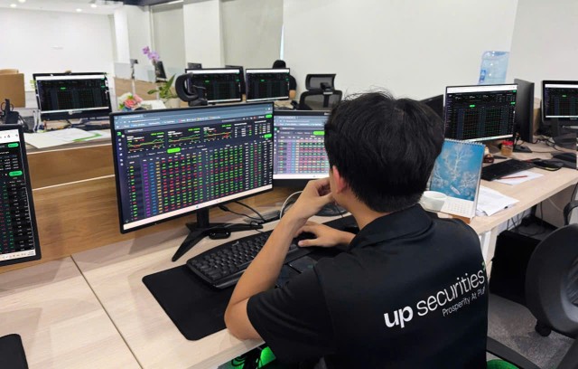 Hệ thống giao dịch UPSC được nâng cấp để đáp ứng tốc độ thị trường và nhu cầu Kl99ok phiên bản mới chuyên nghiệp.