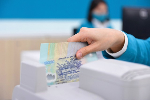Việc phối hợp chặt chẽ giữa chính sách tiền tệ, chính sách tài khóa và các chính sách vĩ mô khác là yếu tố then chốt để giải bài toán “mục tiêu kép”.