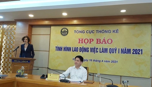 “Kl992 cổng game cá cược phục hồi, thị trường lao động vẫn “u ám” là do có độ trễ”, ông Phạm Quang Vinh, Phó tổng cục trưởng Tổng cục Thống kê